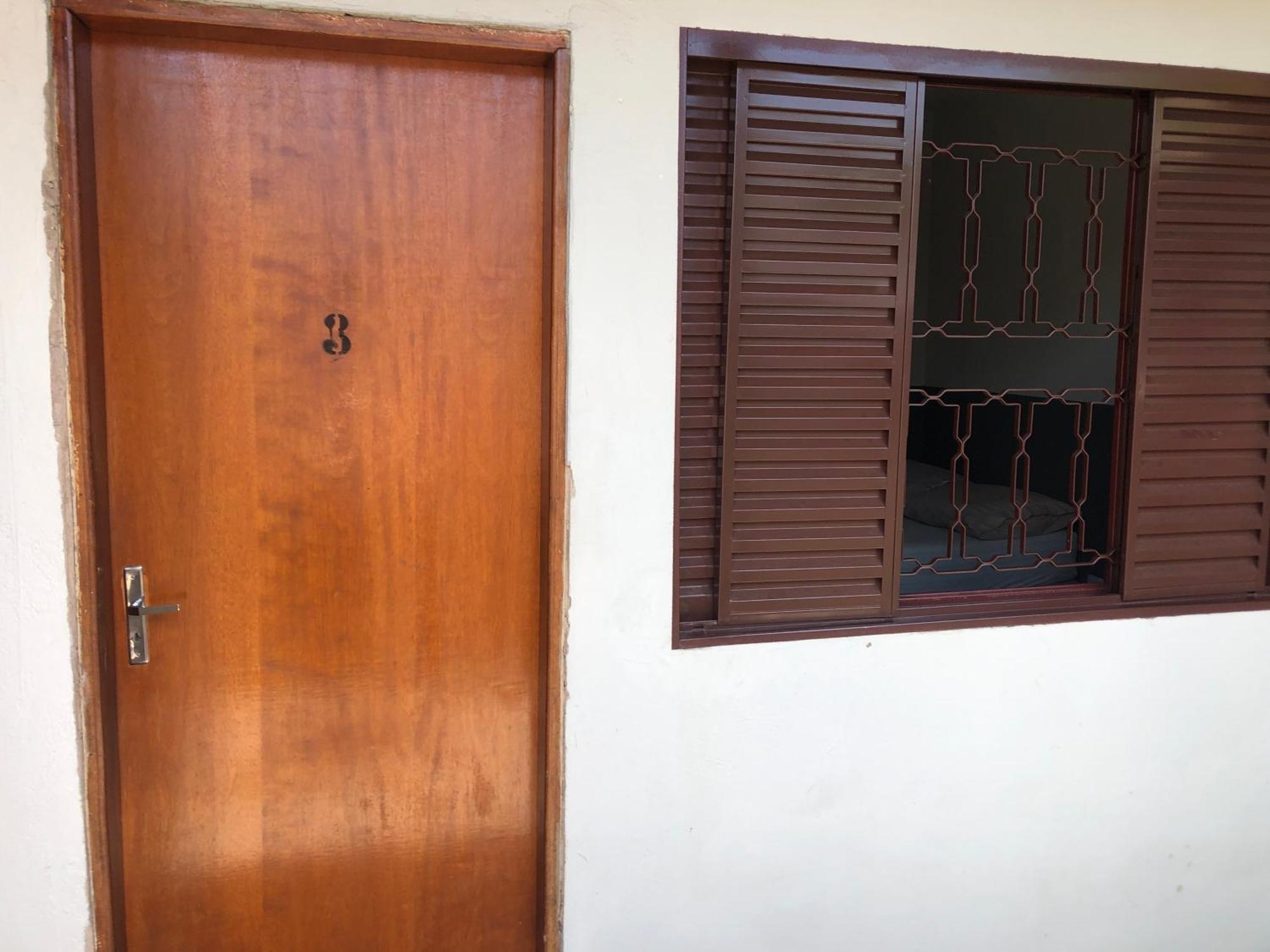 Suítes Saraiva Uberlândia Exterior foto